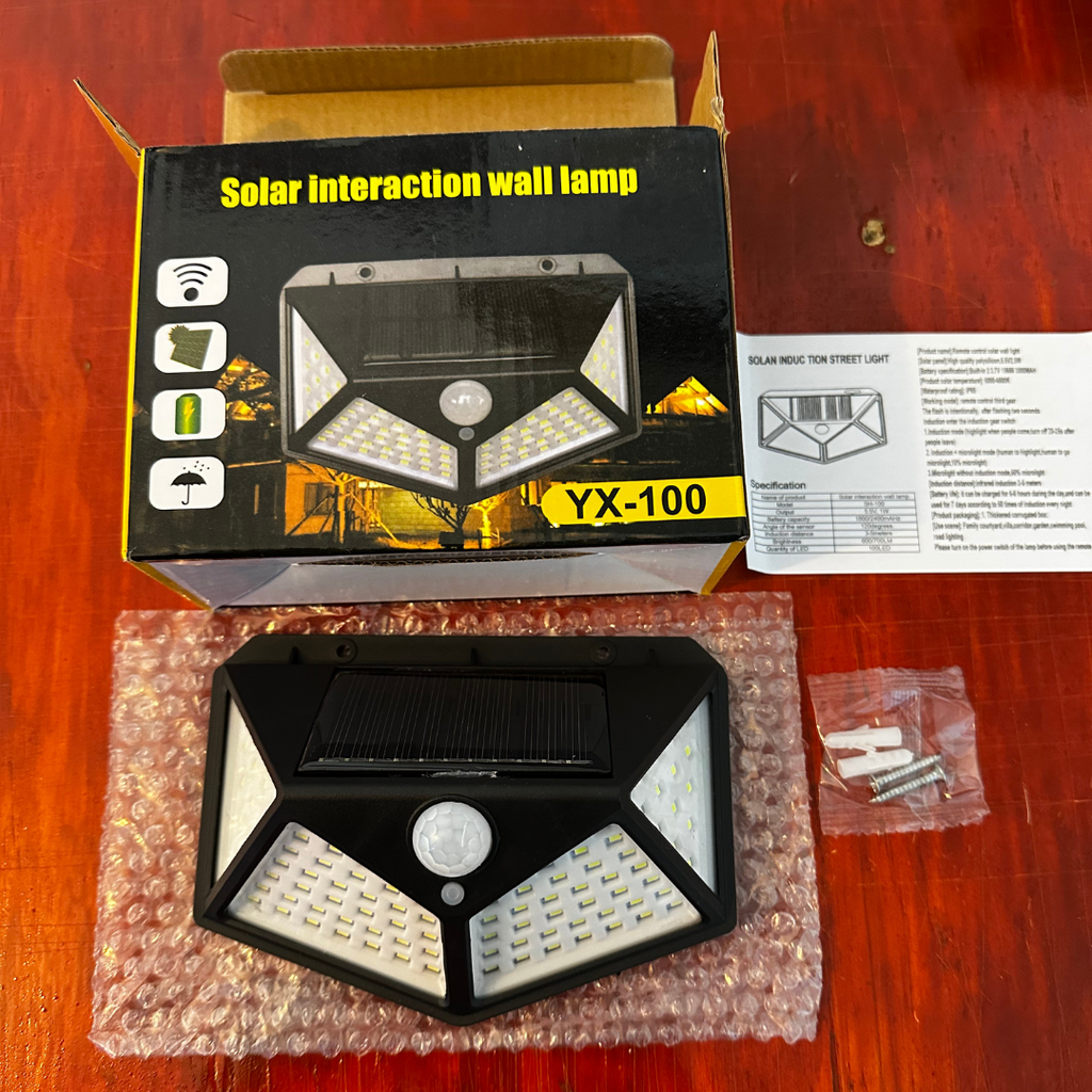 Aplique Solar led de 4 caras 2x1